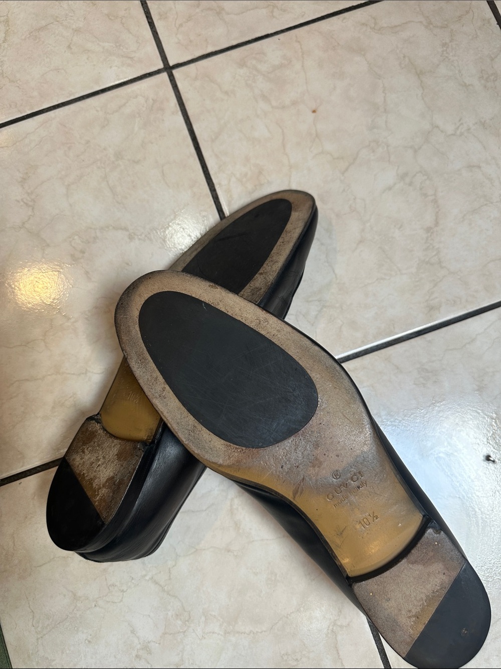 Gucci Men’s Black Leather Oxfords with Brown Soles